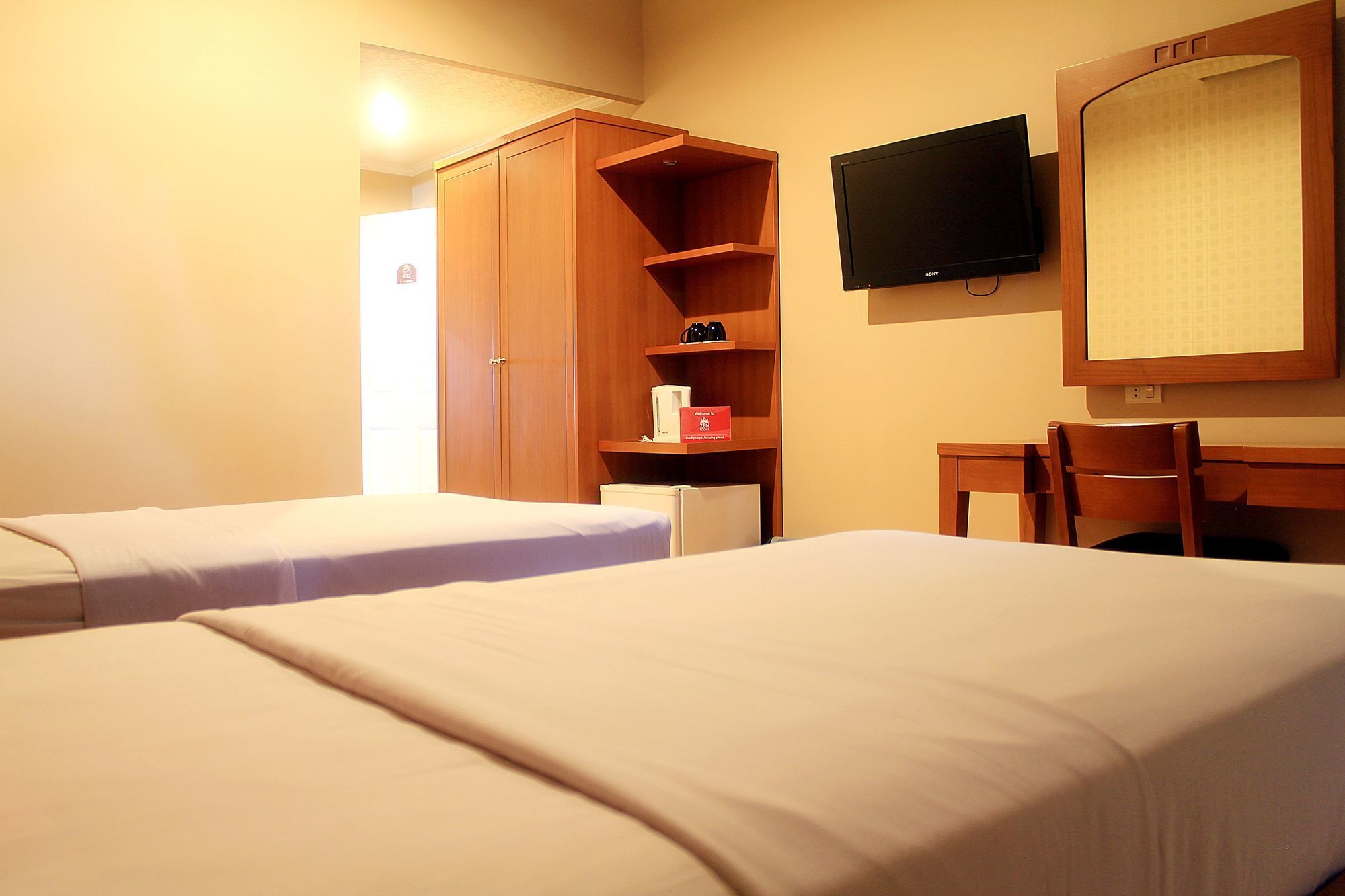 Zen Rooms Bukit Tunggul Μπαντούνγκ Εξωτερικό φωτογραφία